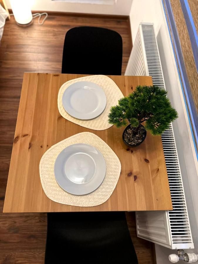 Cozy Apartment With Self Check-In Near Promenada Mall And Verdi Park Bucureşti Ngoại thất bức ảnh